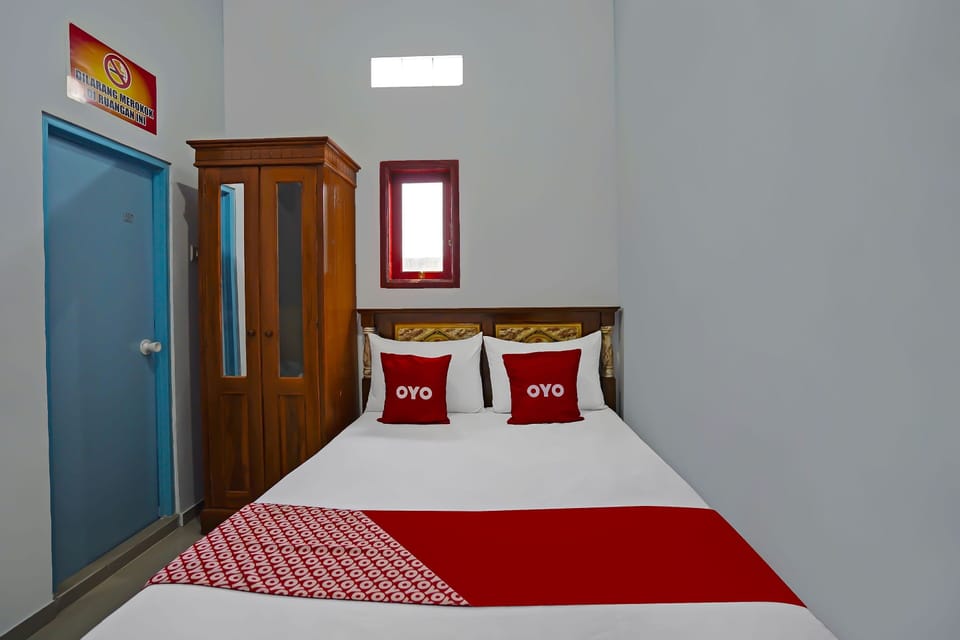 Deluxe Double Room | Desk, laptop workspace, free WiFi, bed sheets
