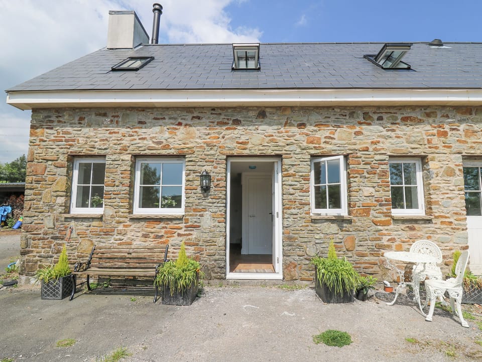 Cottage | Exterior