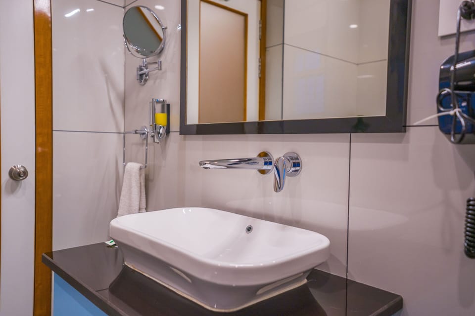The Mohua Suite | Bathroom | Shower, free toiletries, slippers, towels