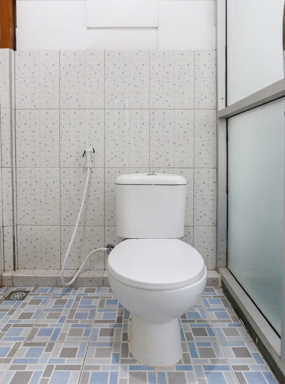 Deluxe Single Room | Bathroom | Shower, towels