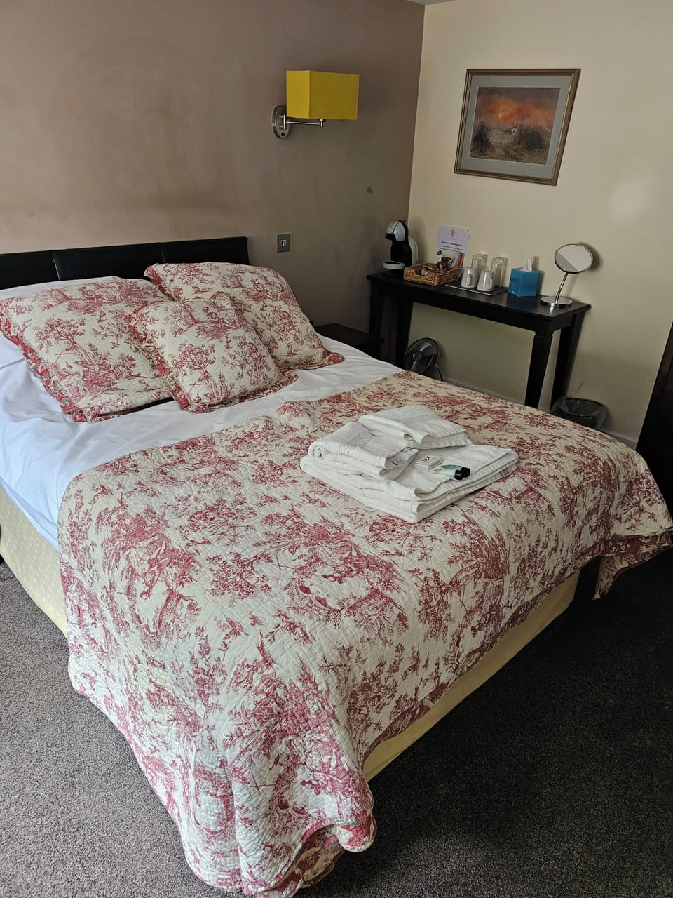 Deluxe Double Room | Individually decorated, individually furnished