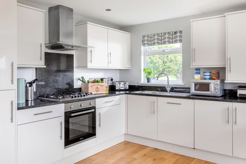 Fridge, dishwasher, electric kettle, toaster