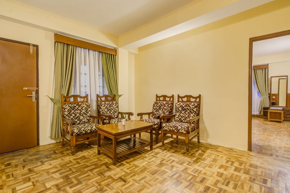 Cottage Suite | Soundproofing, iron/ironing board (on request), WiFi (free)