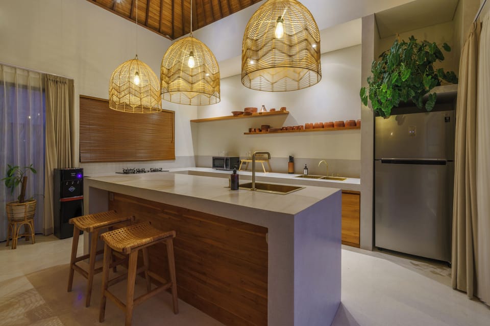 Design Villa | Private kitchen | Fridge, microwave, stovetop, cookware/dishes/utensils