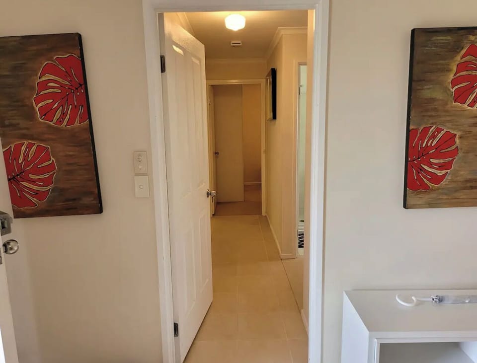 Standard House | Living area | 55-inch flat-screen TV with digital channels, Netflix, pay movies
