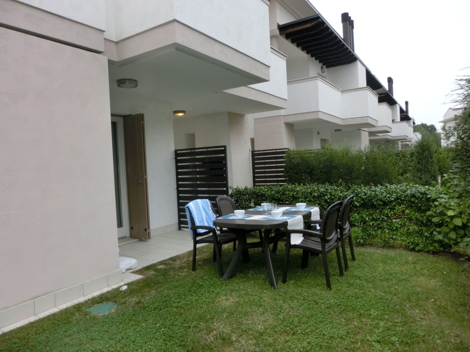 Apartment, 1 Bedroom | Garden