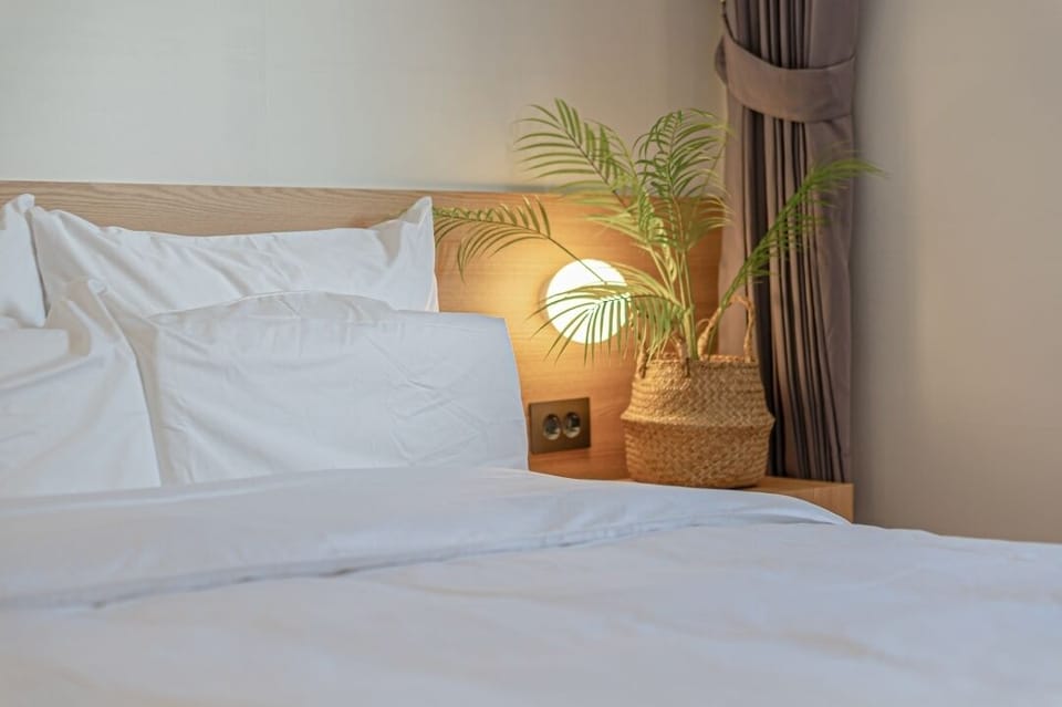 Standard Double Room (Fri, Sat, Sun, PH consecutive nights stay will be charged KRW 35,000 on site) | Premium bedding, free WiFi, bed sheets