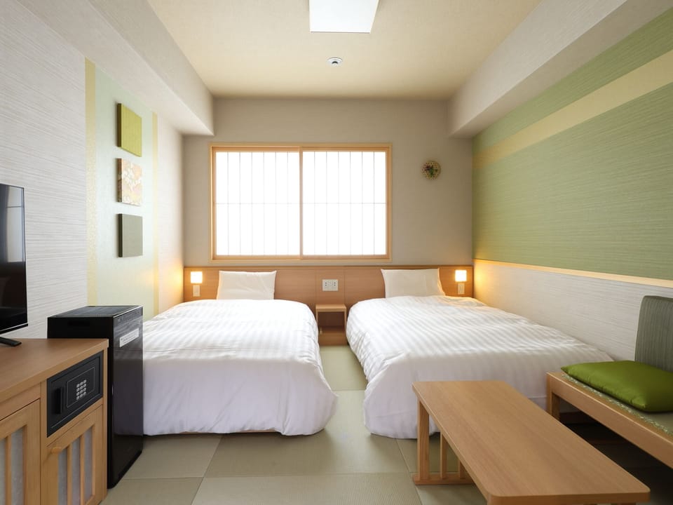 Desk, WiFi (free), bed sheets