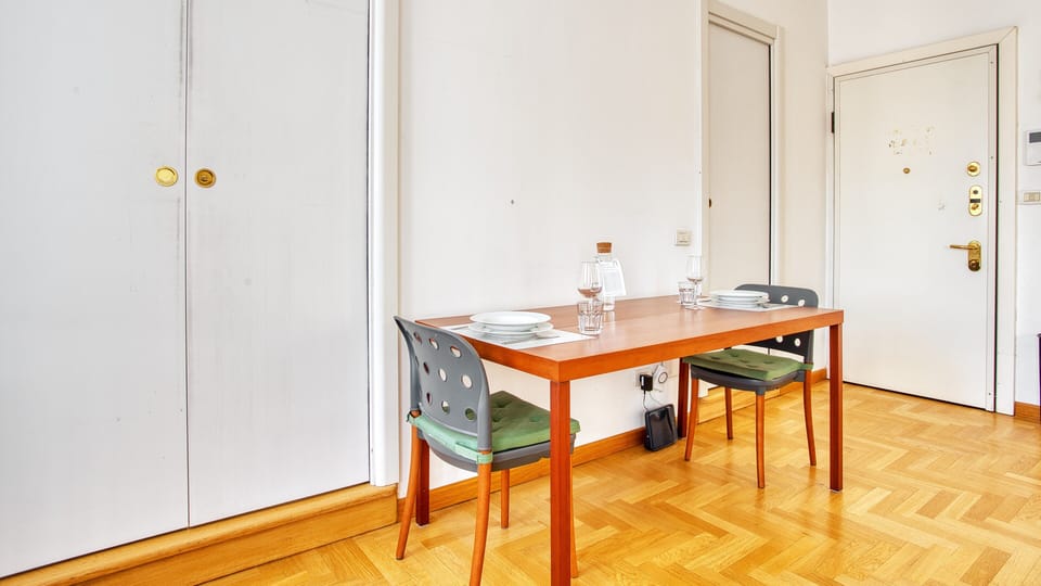 Apartment (1 Bedroom) | Interior