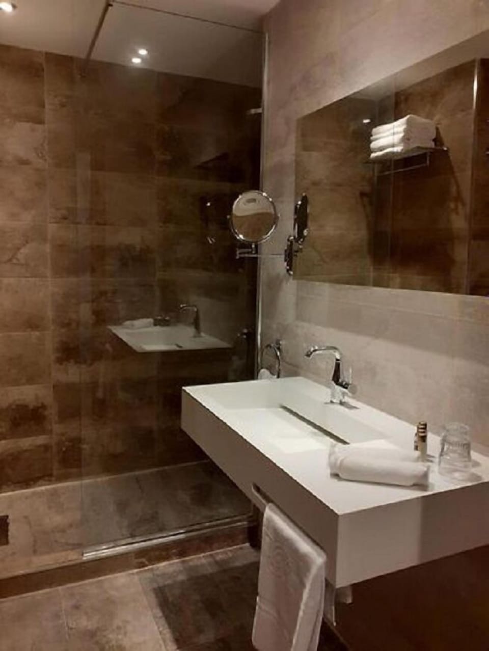 RODINA Hotel in Oran