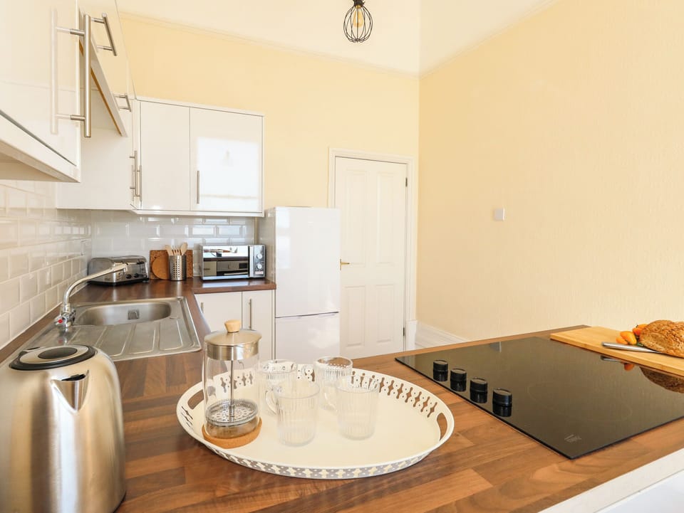 Fridge, dishwasher, electric kettle, toaster