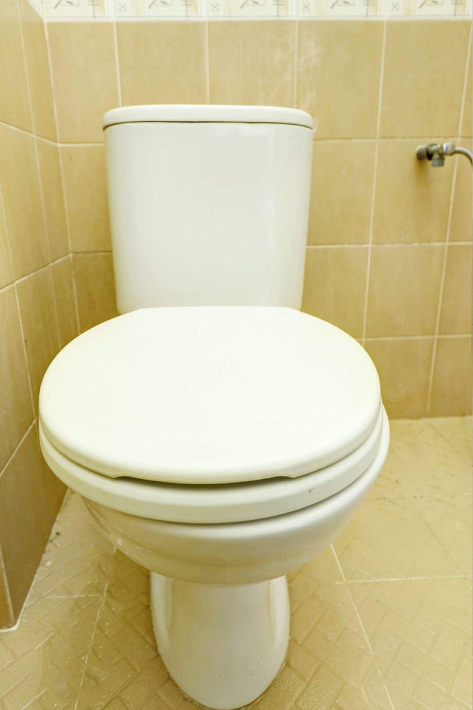 Economy Double Room | Bathroom | Shower, bidet, towels, soap