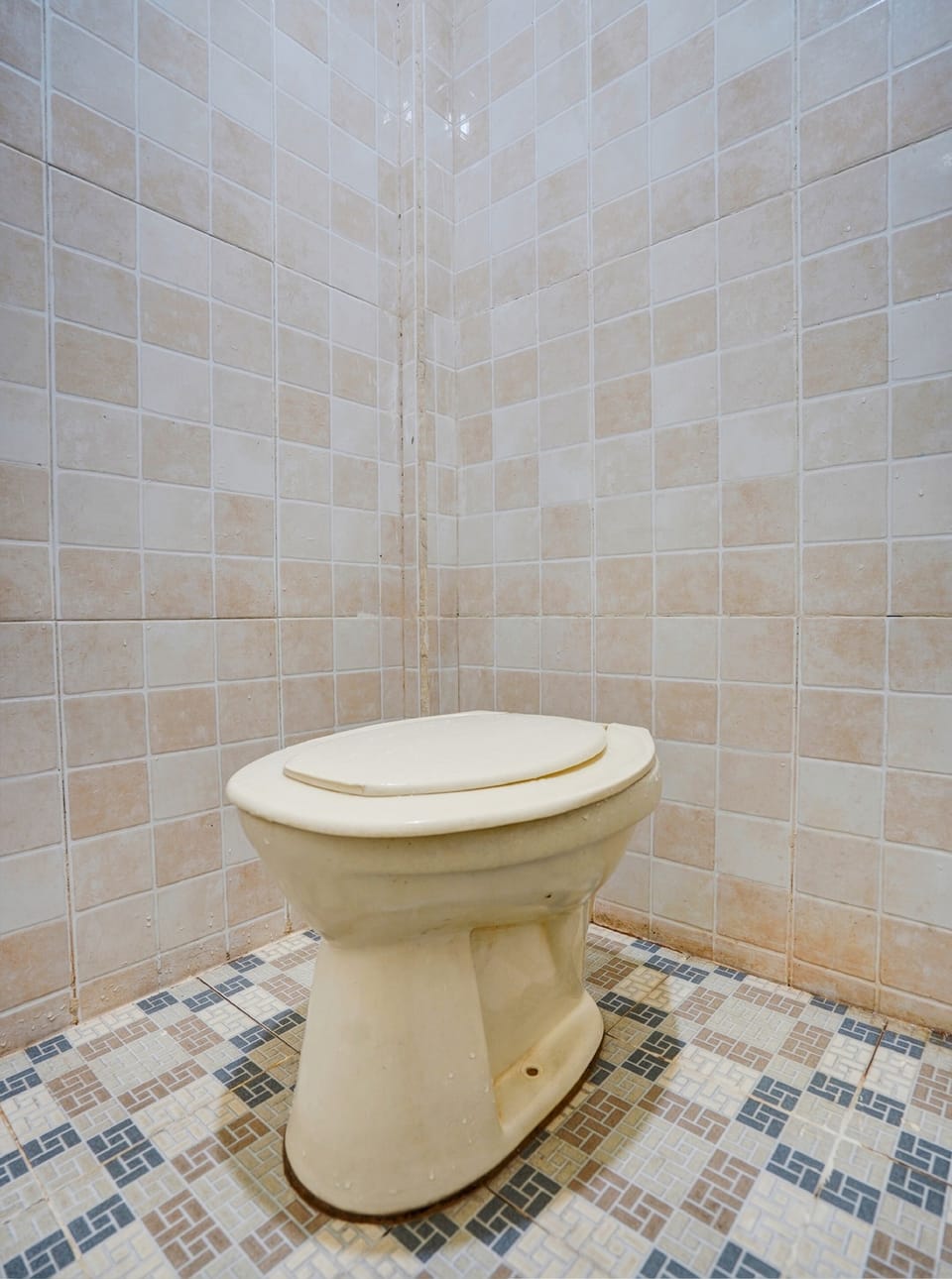 Standard Double Room | Bathroom | Shower, towels