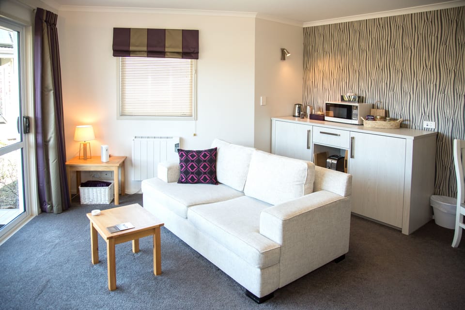 Whakapapa Suite | Premium bedding, individually decorated, individually furnished