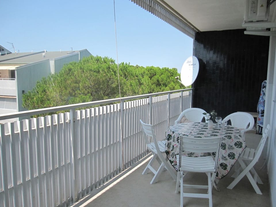 Apartment, 2 Bedrooms, Balcony, Garden View | Balcony