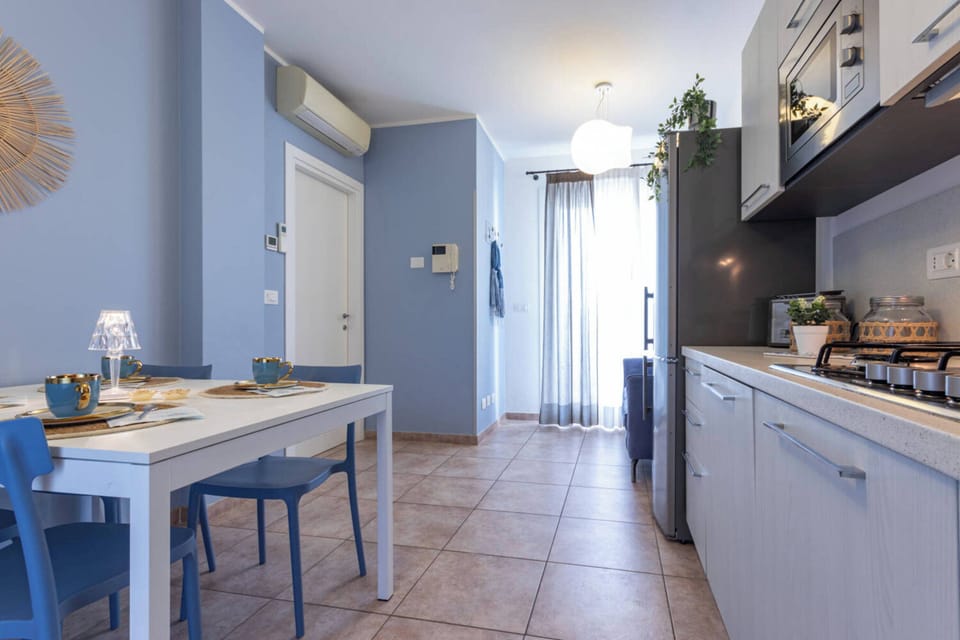 Apartment, 3 Bedrooms, Terrace | Dining room