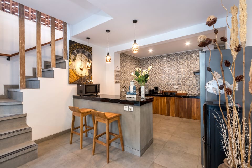 Exclusive Villa | Private kitchen | Fridge, microwave, stovetop, coffee/tea maker