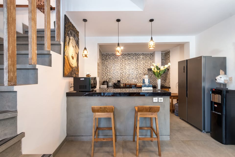 Exclusive Villa | Private kitchen | Fridge, microwave, stovetop, coffee/tea maker