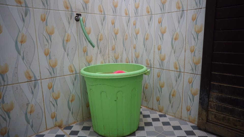 Double Room | Bathroom | Shower, towels