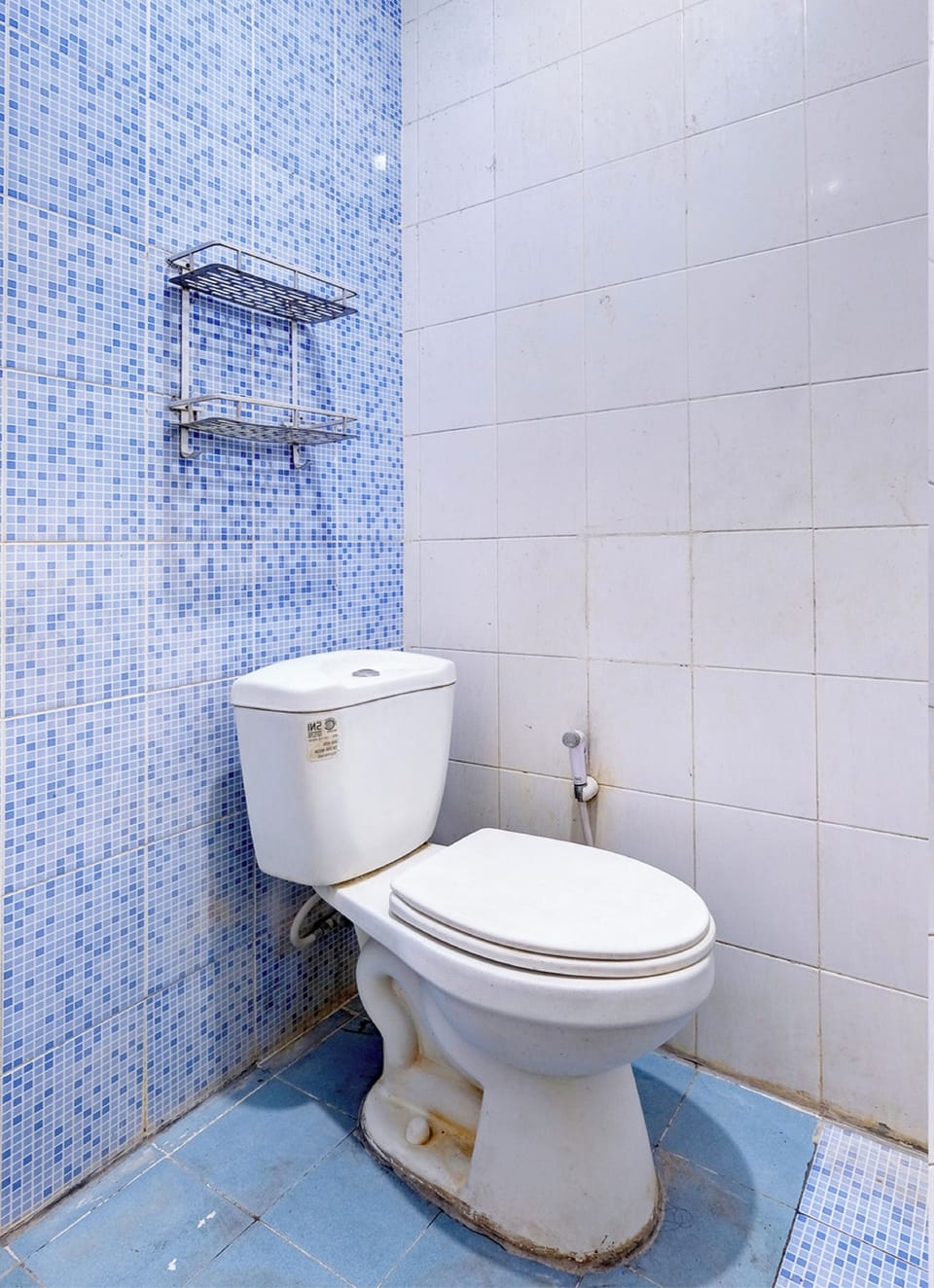 Deluxe Double Room | Bathroom | Shower, towels