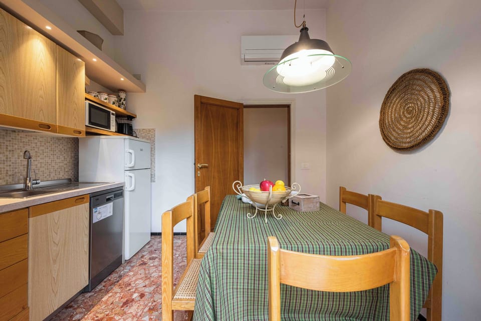 Classic Apartment | Private kitchen | Fridge, microwave, stovetop, dishwasher