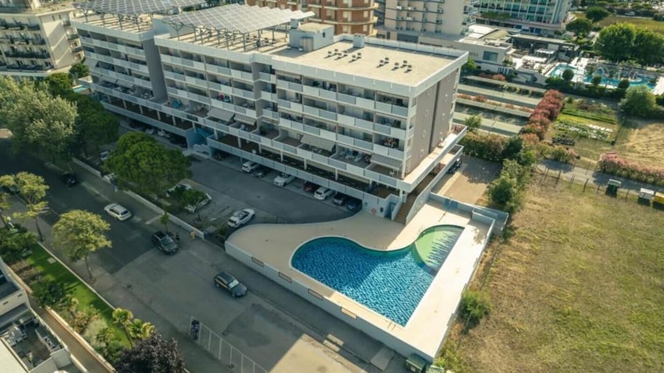 Apartment, 2 Bedrooms, Balcony, Ocean View | Pool | Outdoor pool