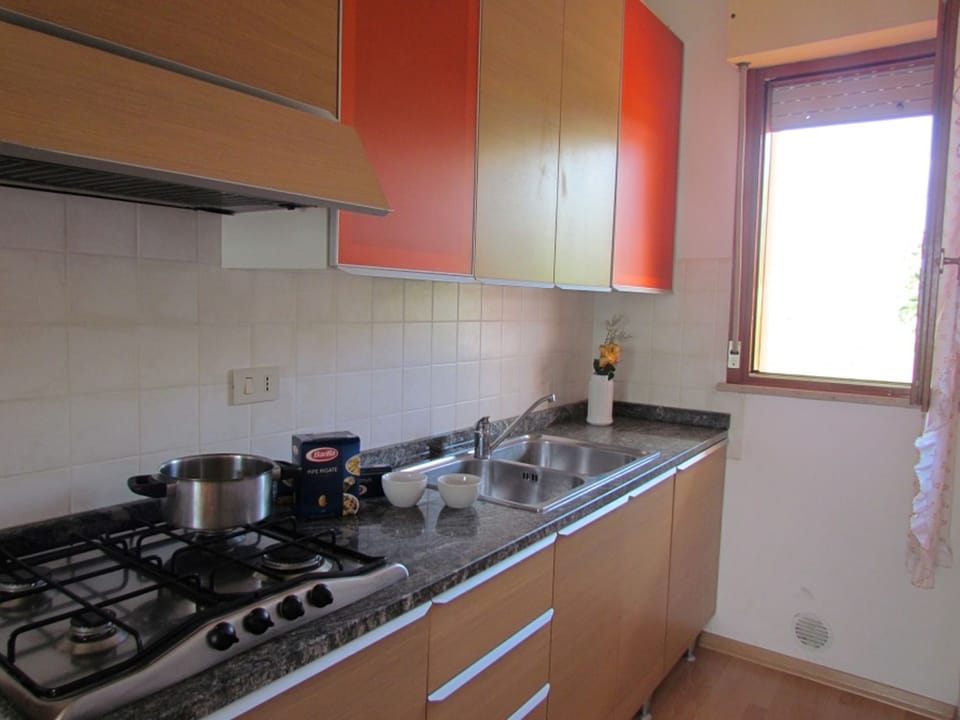 Apartment, 2 Bedrooms, Balcony | Interior