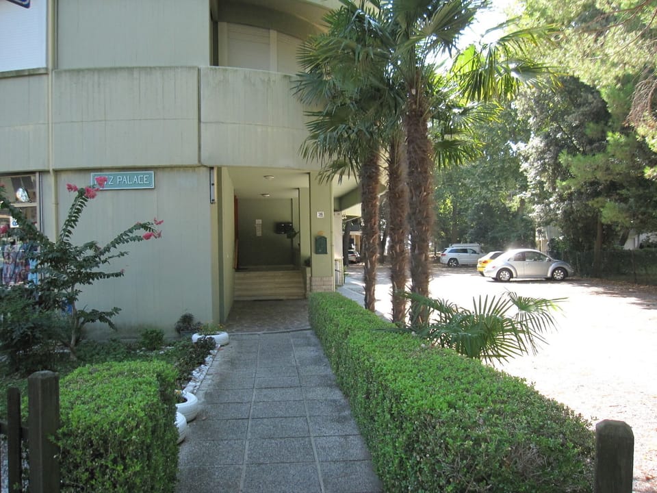 Apartment, 1 Bedroom, Balcony, Garden View | Exterior