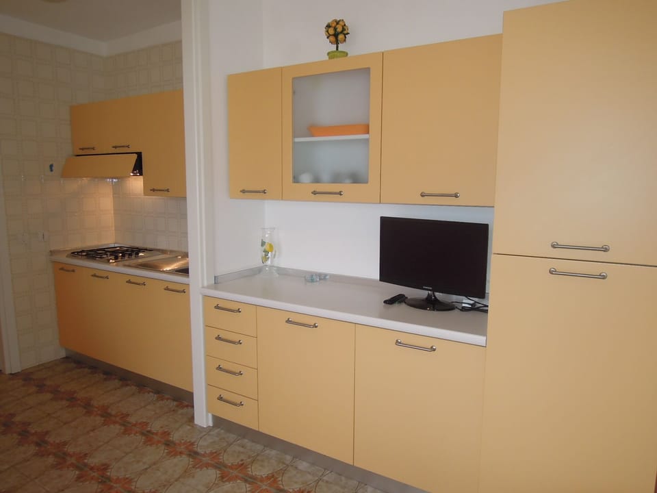 Apartment, 2 Bedrooms, Balcony | Interior