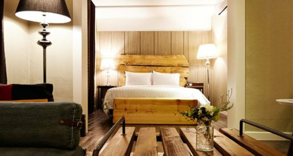 Suite (Double) | Premium bedding, minibar, free WiFi, bed sheets