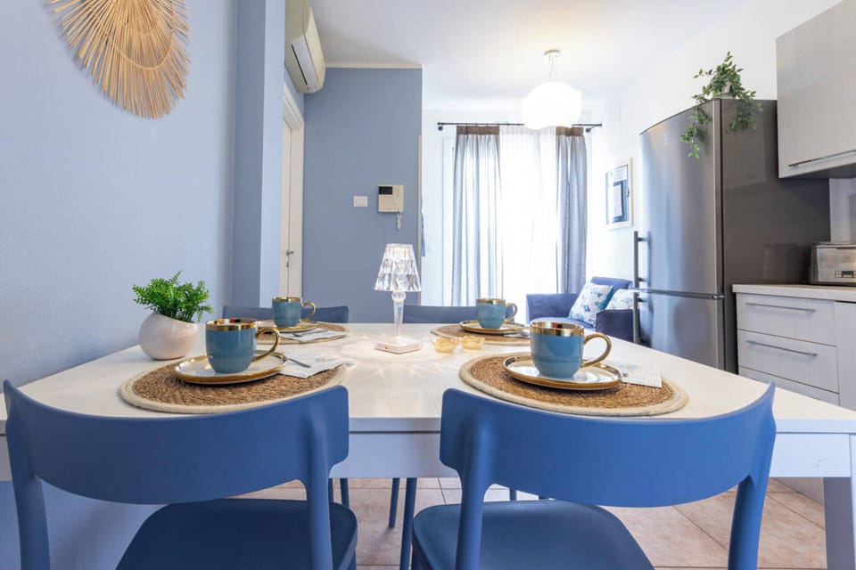 Apartment, 3 Bedrooms, Terrace | Dining room