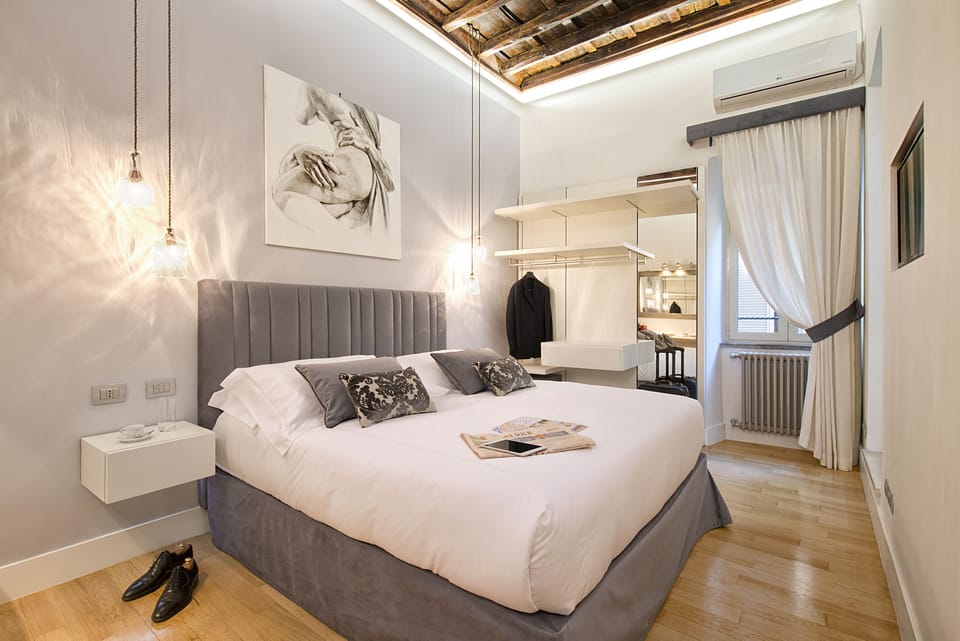 Double Room | Premium bedding, minibar, in-room safe, desk