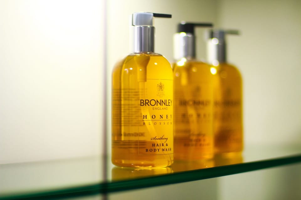 Sauna, Turkish bath, body treatments, hydrotherapy, aromatherapy