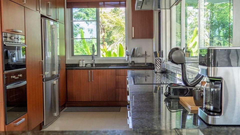 Luxury Villa | Private kitchen