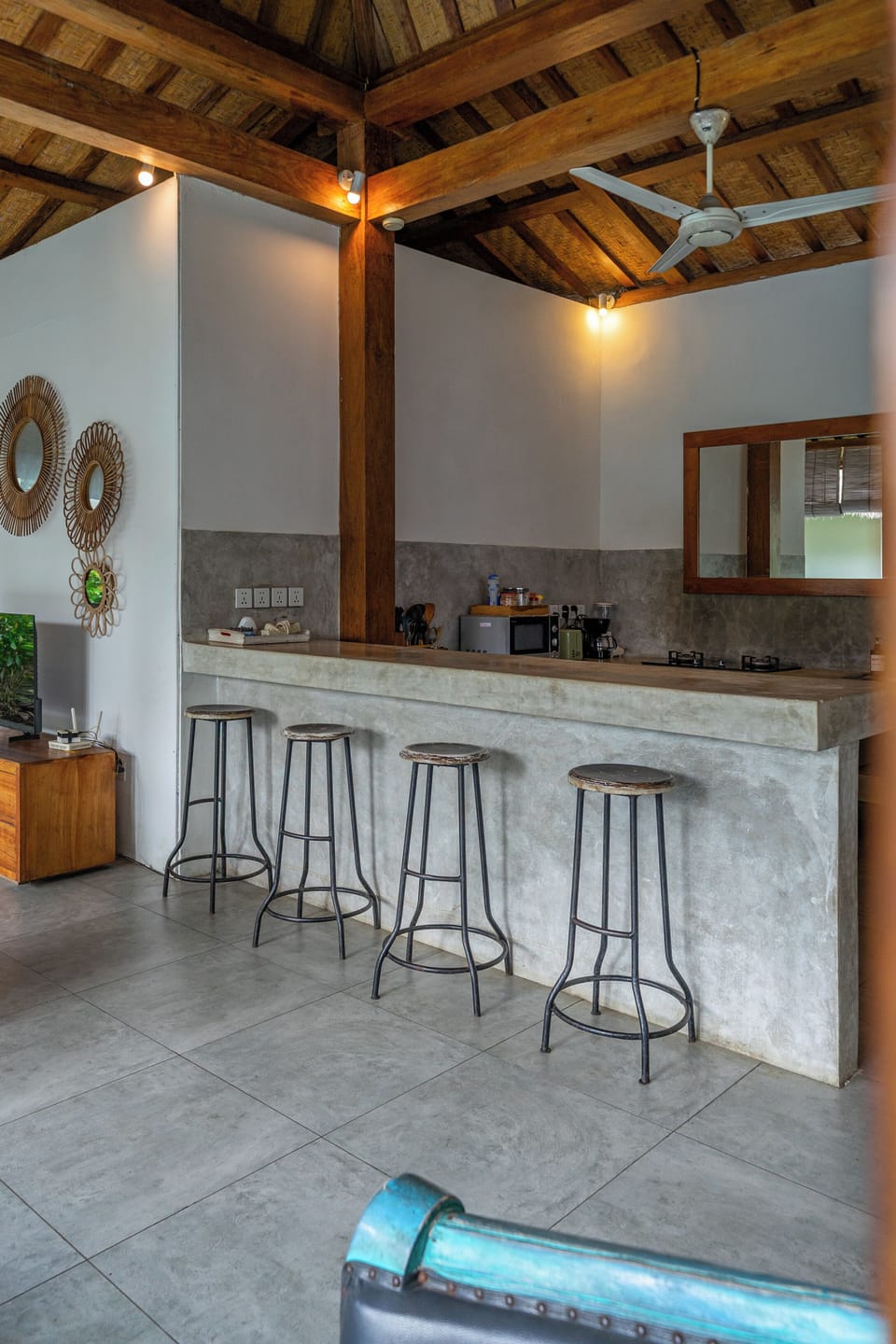 Luxury Villa | Private kitchen | Fridge, microwave, stovetop, electric kettle