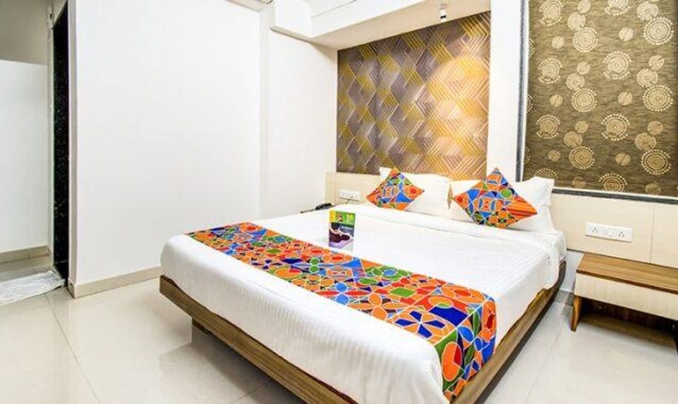 Deluxe Room, 1 Twin Bed | Egyptian cotton sheets, premium bedding, in-room safe, free WiFi