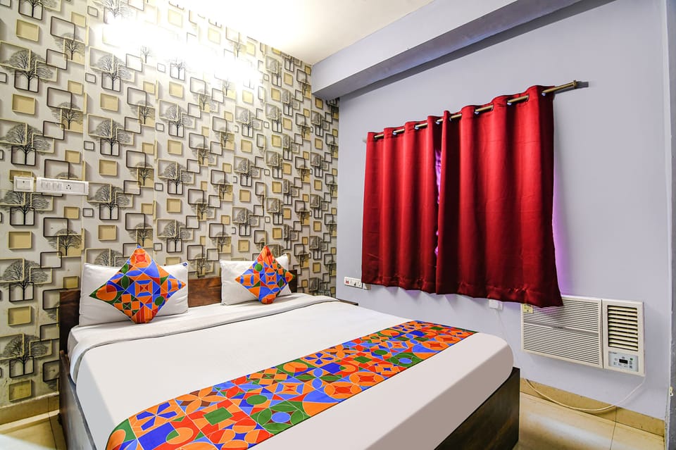 Deluxe Room | Egyptian cotton sheets, premium bedding, in-room safe, free WiFi
