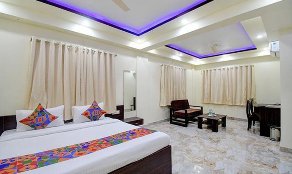 Executive Room | Egyptian cotton sheets, premium bedding, in-room safe, soundproofing