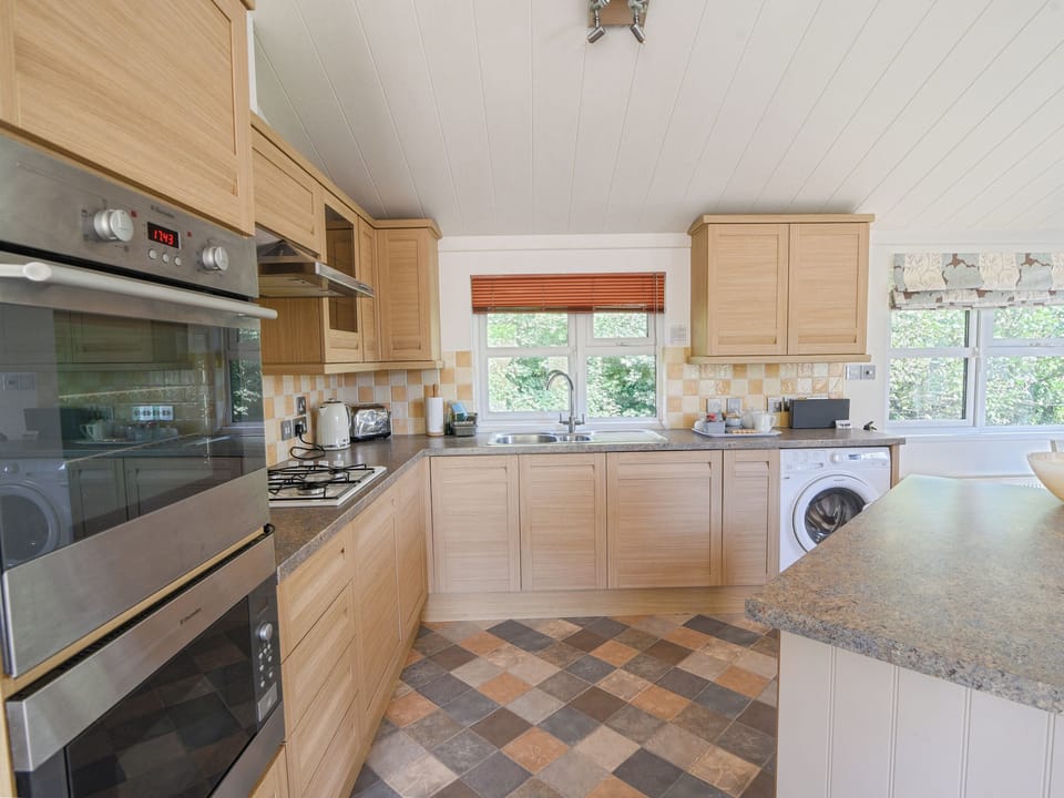 Fridge, dishwasher, electric kettle, toaster
