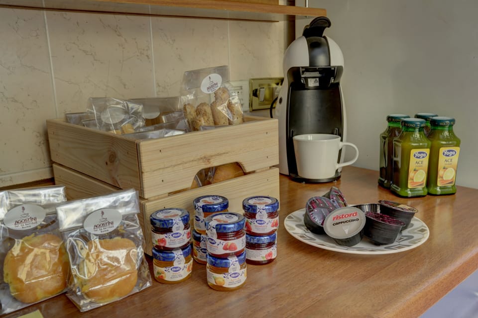 Deluxe Condo | Private kitchen | Full-size fridge, oven, stovetop, dishwasher