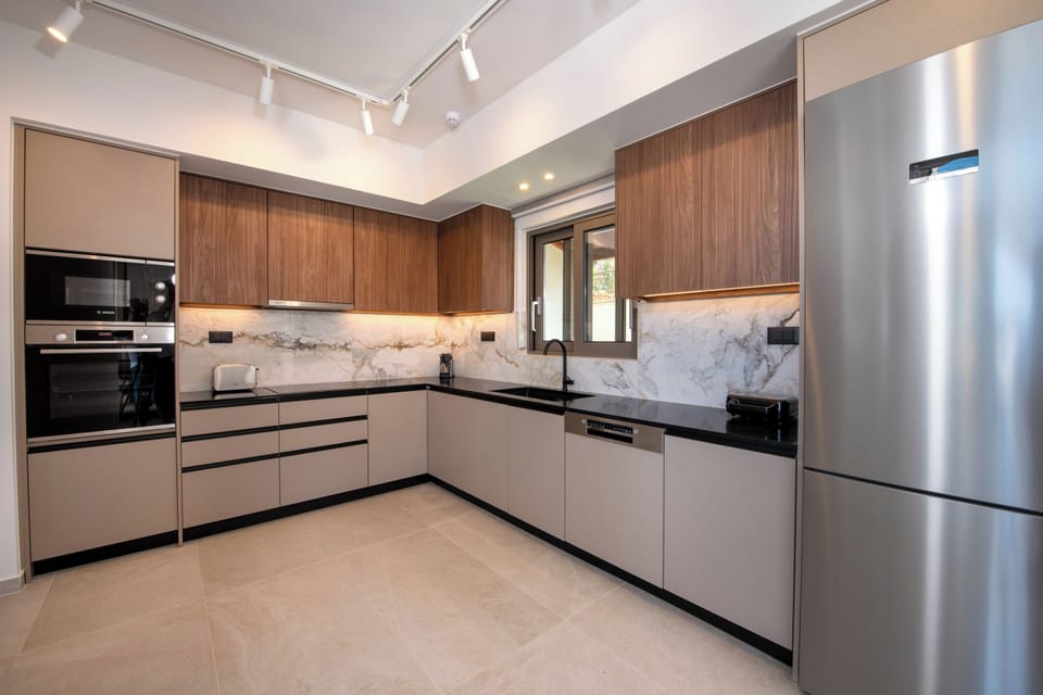 Deluxe Villa, Private Pool, Sea View | Private kitchen | Espresso maker, coffee/tea maker, full-size fridge, microwave