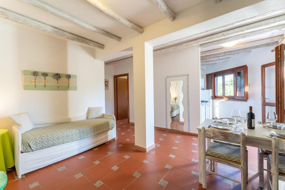 Apartment, 1 Bedroom, Balcony | Interior
