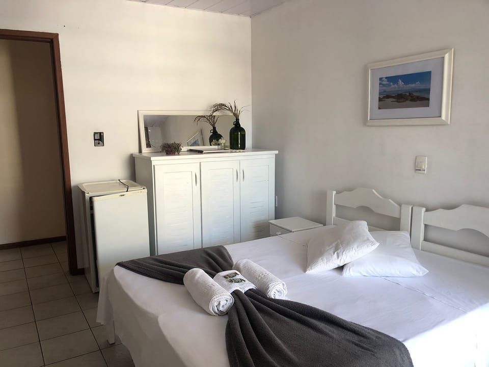 Traditional Double Room, 1 Double Bed | In-room safe, free WiFi, bed sheets