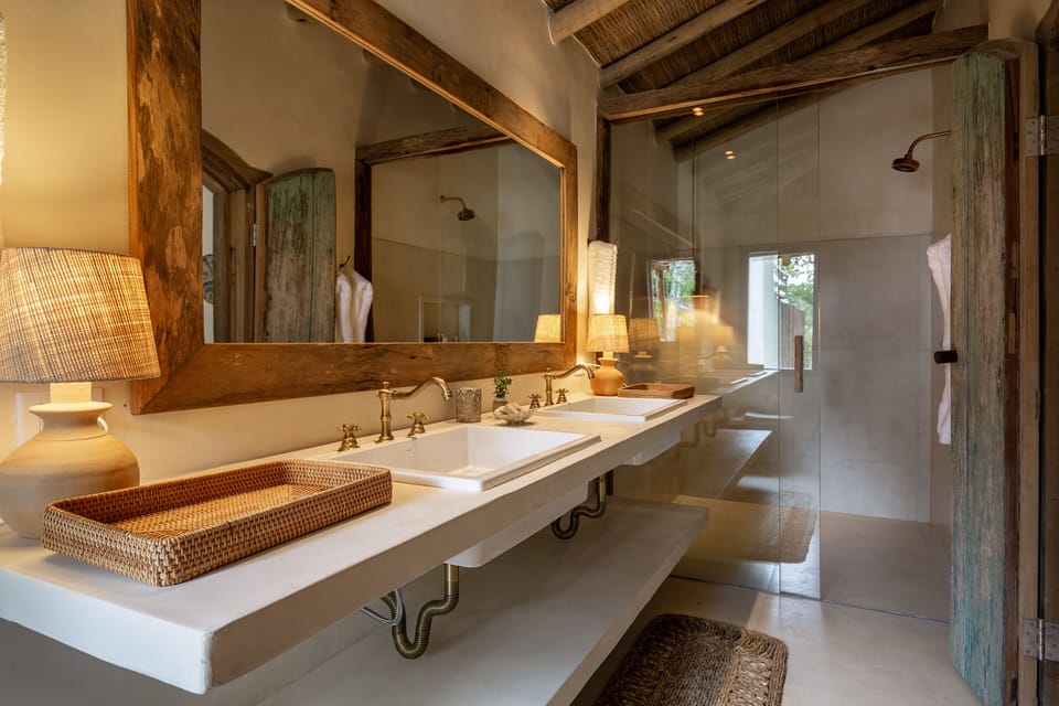 Exclusive Room | Bathroom | Shower, rainfall showerhead, hair dryer, bathrobes