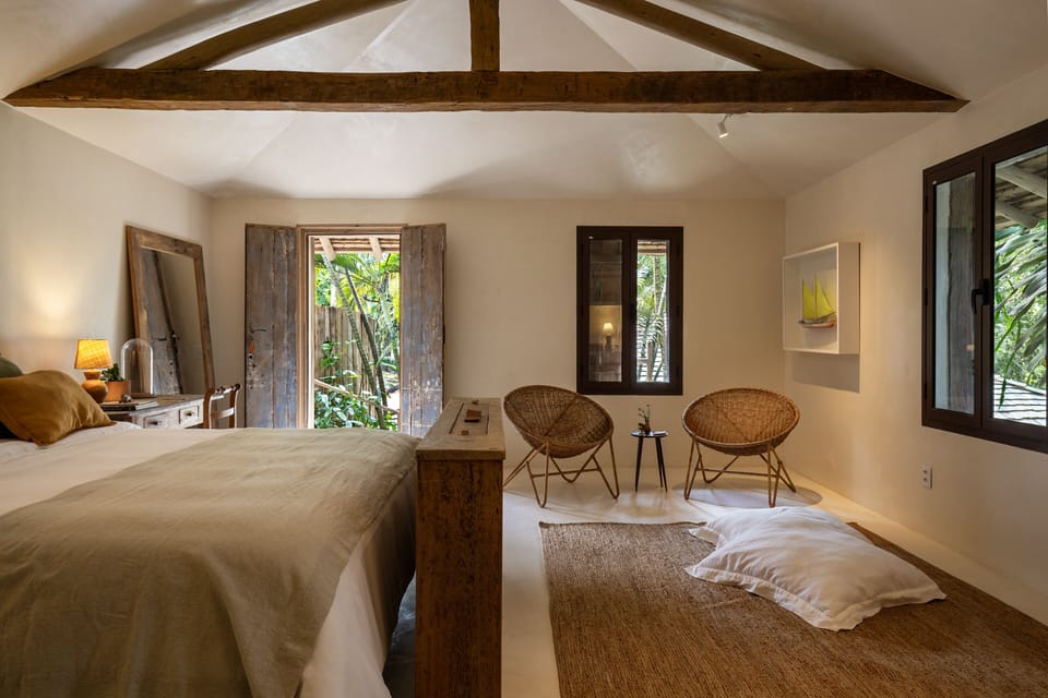 Exclusive Room | Egyptian cotton sheets, premium bedding, down comforters, minibar