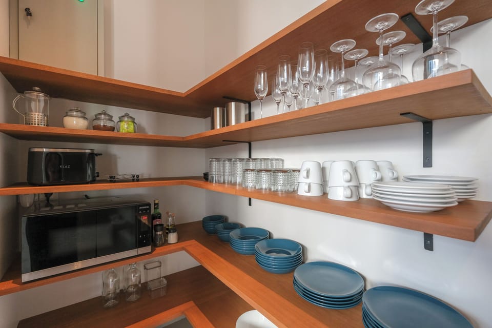 Villa, 4 Bedrooms | Private kitchen | Fridge, microwave, oven, stovetop