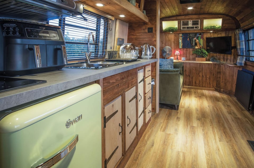 Fridge, microwave, stovetop, electric kettle