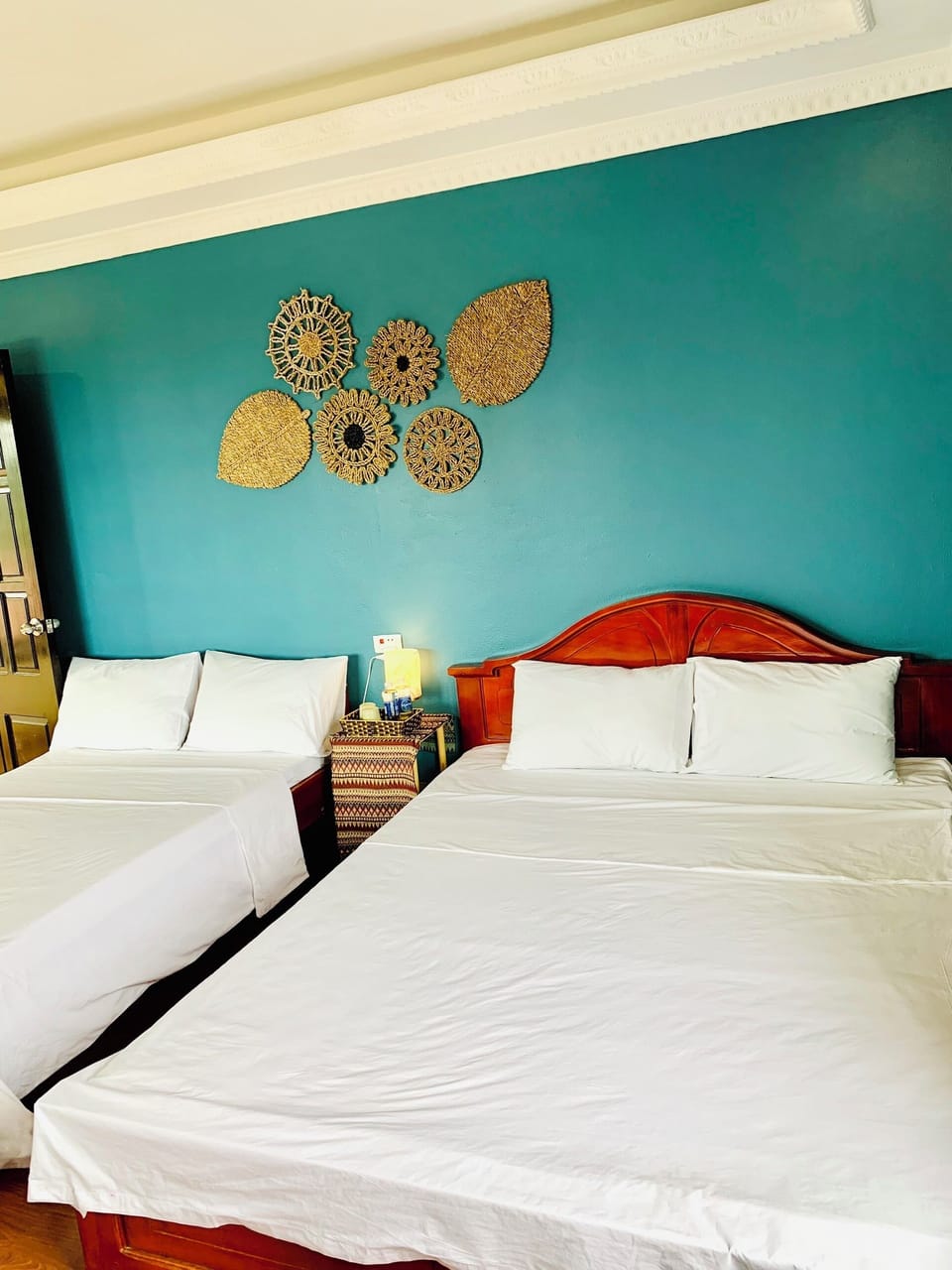 Double Room | Desk, free WiFi, bed sheets