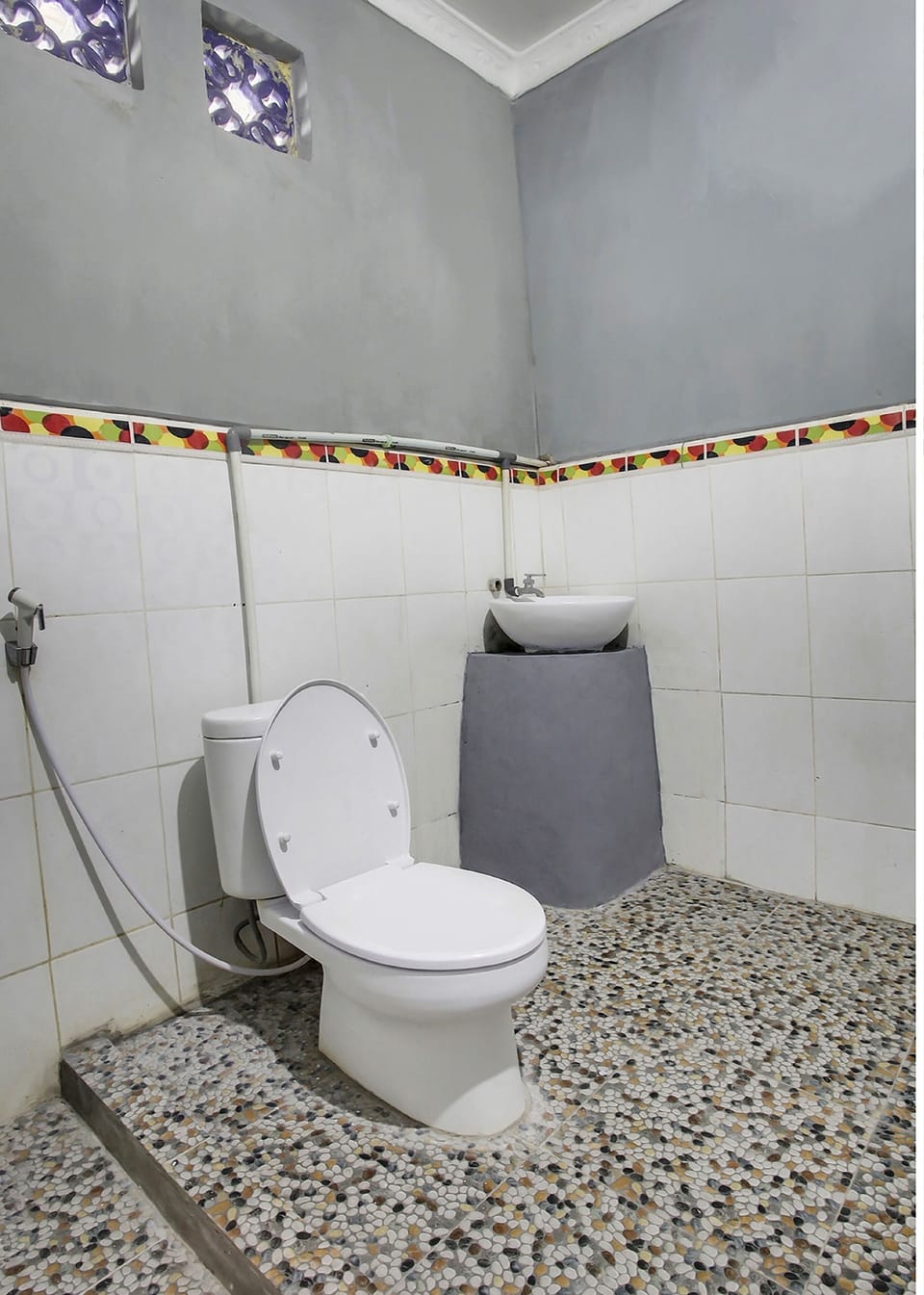 Standard Double Room | Bathroom | Shower, towels