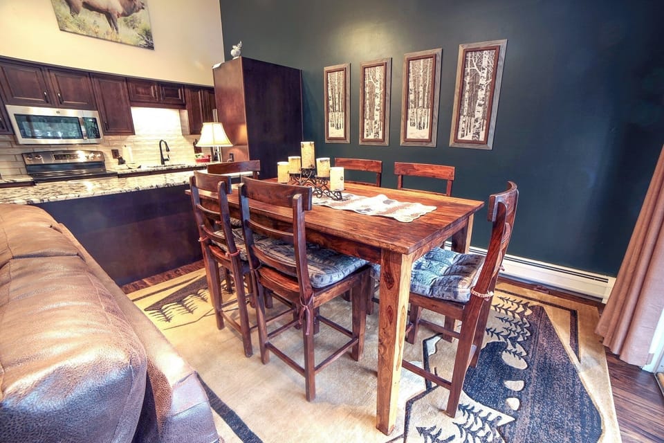 Condo, 1 Bedroom | Dining